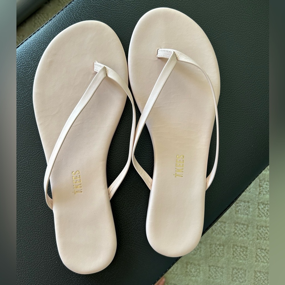 TKees Lily Flip Flop in Pale Pink - Picture 2 of 3